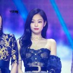 [EXO] 오늘 제니<b>의상</b>봐ㄷ