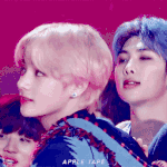 [방탄소년단] 지금 <b>샤워</b>하려는데