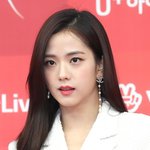 지수 오늘 특히 더 배우같더라