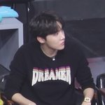 [충격] 故종현추모영상중 <b>태도불량</b> 아이돌