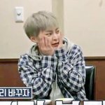 [EXO] 민석이 <b>한테</b> 붙은 그로 꺼져랏!