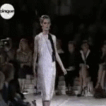 모델들에게 고통을 안겨준 프라다 <b>지방시</b> 랑방의 하이힐