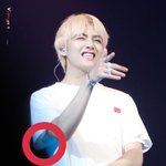 뷔는 옷을 왤케 크게 <b>입어</b>??