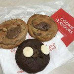 <b>두툼</b>하고 존맛이라는 프랜차이즈 쿠키.jpg