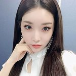 <b>청하</b> 목소리 약간 태연+서현 느낌 나지않아?