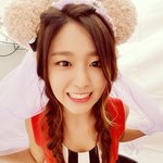 <b>설현</b>이 웃을 때 입모양