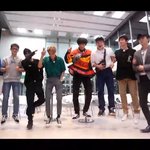 [EXO] 애들 <b>점프</b>한거 한명한명 보는데