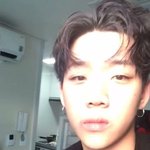 [댓글부탁해] 시작한 적도 없지 뜨고싶다면 맞춰라 <b>보폭</b>