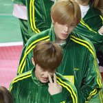 [NCT] <b>마크</b> 아육대<b>때</b> 이거 누구한테 한 거야?