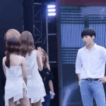 [EXO] 흰<b>셔츠</b>에 청바지 걍 나는 주구따