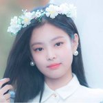 제니 착용한 귀걸이 아시는 분!!!