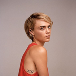 어린 시절 모습이랑 똑같은 카라 델<b>레바인</b>