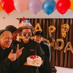 [댓글부탁해] 오늘자 <b>위너</b> 생일파티