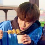 [EXO] 얼음물 먹는거 넘 맛나보여서 나도 먹음ㅋㅋㅋ