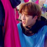 <b>수호</b> 시우민 얼굴 무슨 일..