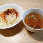 요즘 비빔면은 우동<b>국물</b>도 줌