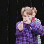 [카이] 종인이가 <b>음료</b> 선물