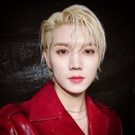 조각상으로도 <b>흉내</b> 못 낼 얼굴