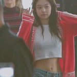 [드루와] 제니 <b>허리</b> ㄷㄷ