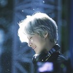 <b>디제</b>잉 하는 아이돌