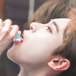 정신을 챙길 <b>수</b>가 없는 잘난 <b>얼굴</b>