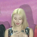 금발 변신한 <b>챙</b>