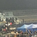 [방탄소년단] 마지막까지 <b>아미</b>들한테 손흔들어주는