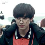[EXO] 덮생머리 동그리 안경 찬열이 넘 좋다