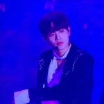 [이대휘] 색을 어울리게하는 <b>대휘</b>
