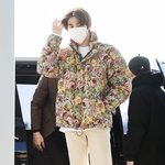 [EXO] 준면이 패딩 30만원이래 야 살만하다 <b>사셈</b>^^