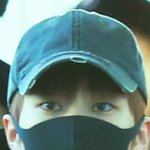 [EXO] 민석이 곧 울것같음 눈 <b>촉촉</b>한거봐