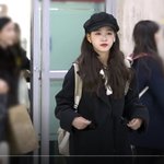 [댓글부탁해] 최유정 혼자 <b>입국</b>... 힘내 ㅎㅌㅎㅌ