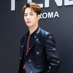 <b>펜디쇼</b> 공연한 잭슨