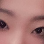 <b>미간</b> 넓어보여?