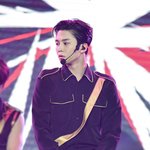 <b>압도</b>적인 비주얼 판타지의 男돌