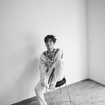 윤지성 <b>발가락</b> 겁나 설레