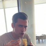 [모두드루와] 부산 여행 중인 션 <b>오프리</b> jpg