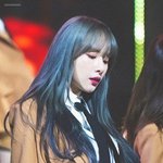 설아도 튀는 <b>머리색</b> 많이 했었구나