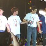 [EXO] <b>덩치</b>차이... 다리 길이... ㅠ