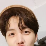 [방탄소년단] 오늘 <b>호석</b>이 셀카 나만 미치겠니