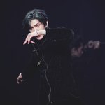 빅스 레오랑 EXID <b>LE</b> 둘이 같이 정색하면 무릎 갈릴것 같오ㅠㅜ