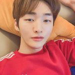 [윤지성] 인스타 셀카 넘잘생겼어