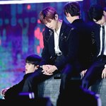 [강다니엘] <b>무대위</b> 강다니엘