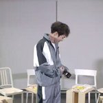 [EXO] 6년째 같은 <b>슬리</b>파 신는 민석