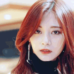 [<b>트와이스</b>] 쯔위 미모는 항상 적응이 안된다