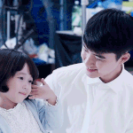 [EXO] <b>지</b> <b>엄마</b> 쏙 닮았네