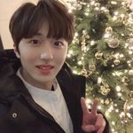 우주 사복도 잘 입는 남자였구나