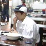 [EXO] 민석이 총 세 번 <b>립</b>뺨 바름