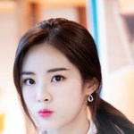 키 여자는 커보이고 남자는작아보이는가같음
