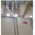 [댓글부탁해] <b>노크</b>가 필요없는 화장실